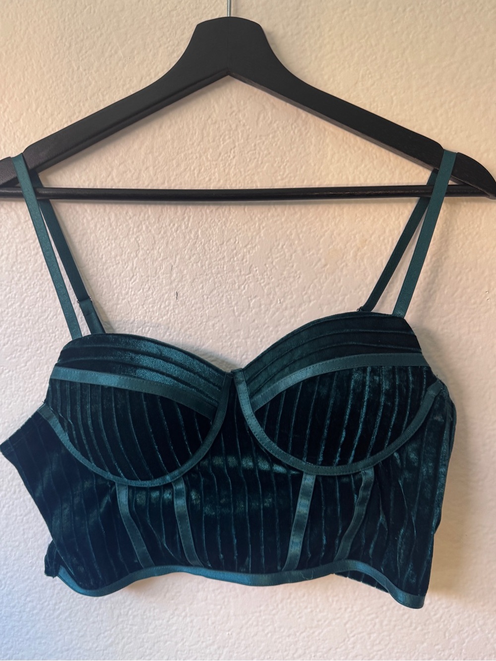 Velvet Structured Bustier Crop Top | Haute Monde | size M